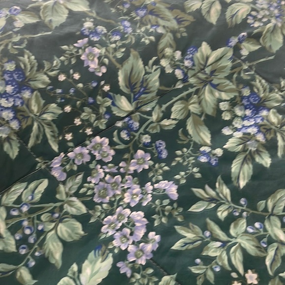 Laura Ashley Bedding Laura Ashley Bramble Queen Comforter Poshmark